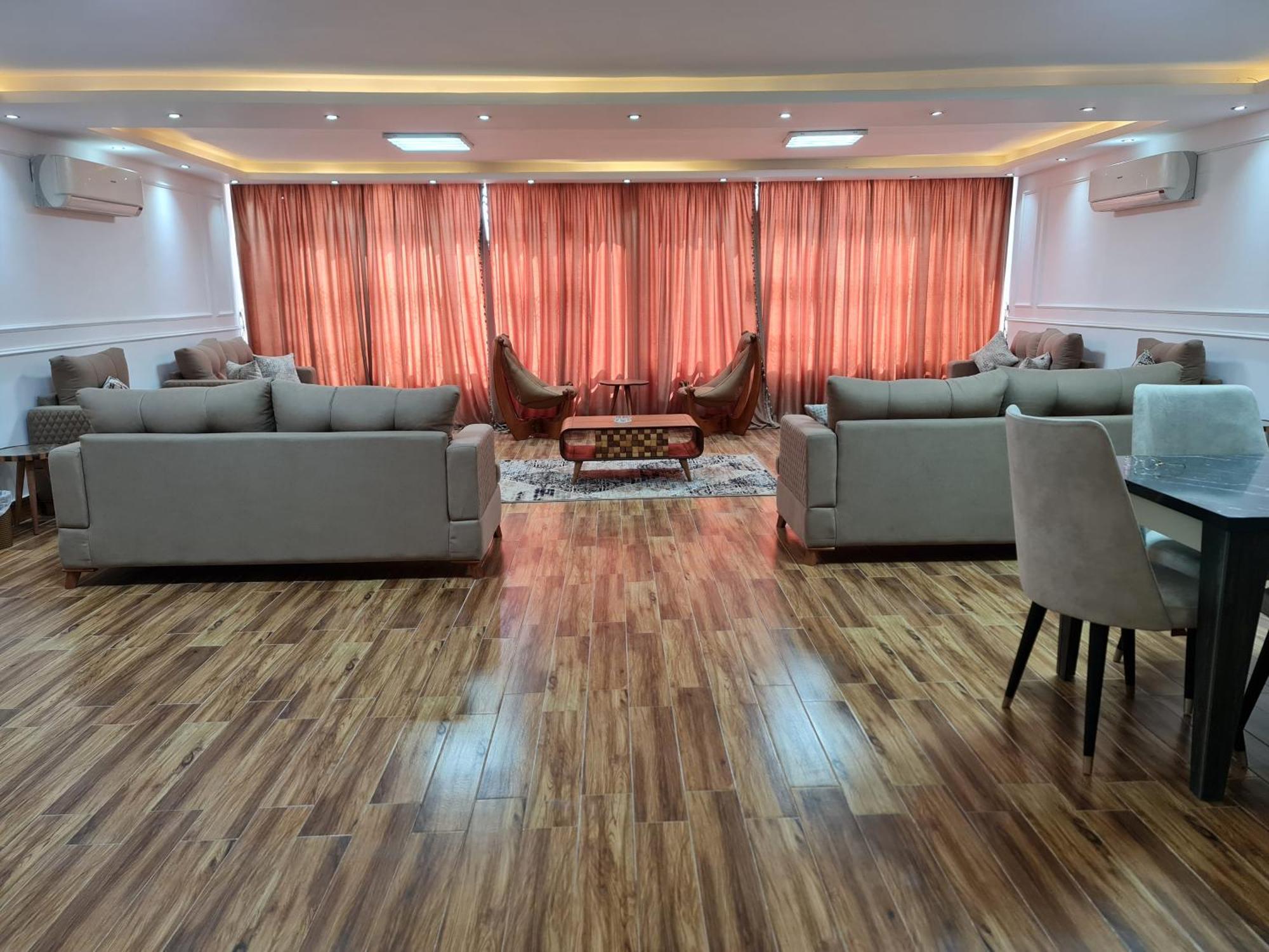 Apartment Maadi Star Towers *